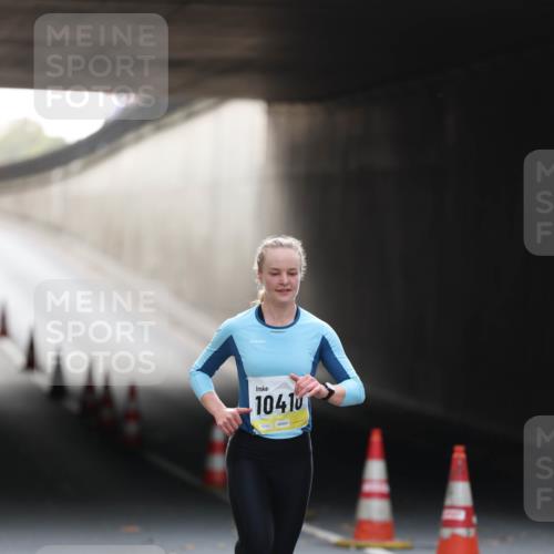 05.10.2025 - 20. swb-Marathon Bremen Michael Strokosch http://msf.ph/oto/9209871 05.10.2025 10:31:09 Laufen 10410 meine-sportfotos.de