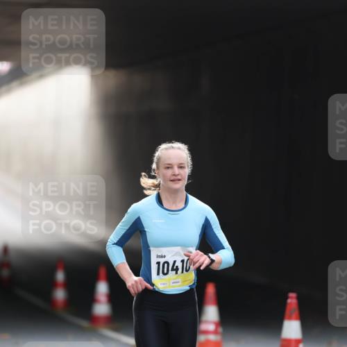 05.10.2025 - 20. swb-Marathon Bremen Michael Strokosch http://msf.ph/oto/9209873 05.10.2025 10:31:10 Laufen 10410, 01831 meine-sportfotos.de