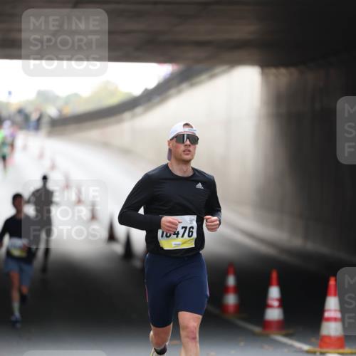 05.10.2025 - 20. swb-Marathon Bremen Michael Strokosch http://msf.ph/oto/9209887 05.10.2025 10:31:23 Laufen 10476 meine-sportfotos.de
