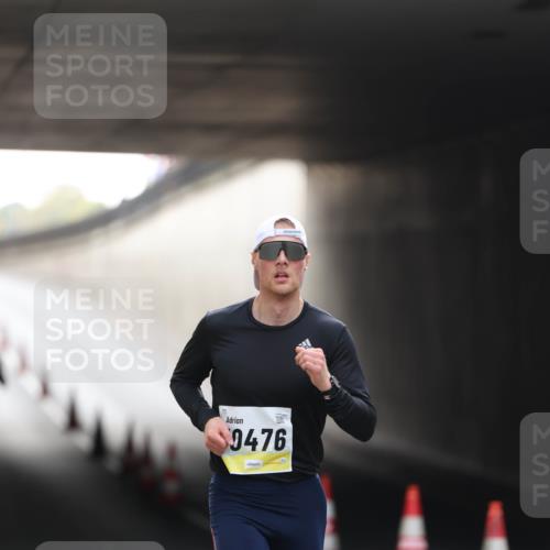 05.10.2025 - 20. swb-Marathon Bremen Michael Strokosch http://msf.ph/oto/9209890 05.10.2025 10:31:24 Laufen 9476 meine-sportfotos.de