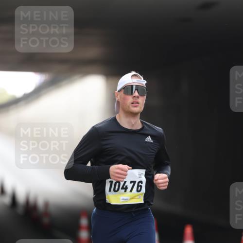 05.10.2025 - 20. swb-Marathon Bremen Michael Strokosch http://msf.ph/oto/9209892 05.10.2025 10:31:25 Laufen 10476 meine-sportfotos.de