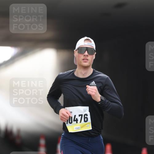 05.10.2025 - 20. swb-Marathon Bremen Michael Strokosch http://msf.ph/oto/9209893 05.10.2025 10:31:25 Laufen 0476 meine-sportfotos.de
