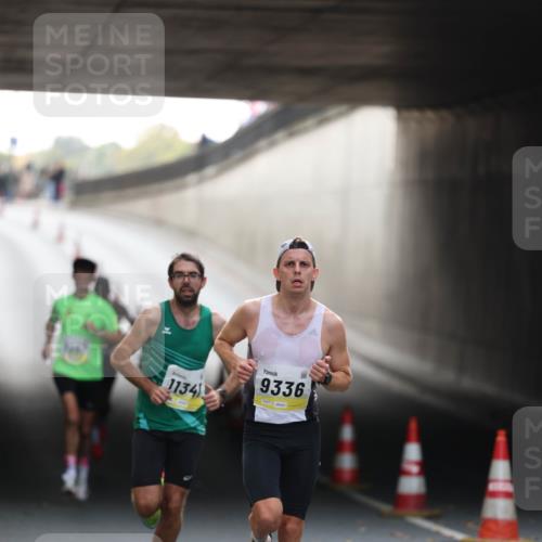 05.10.2025 - 20. swb-Marathon Bremen Michael Strokosch http://msf.ph/oto/9209927 05.10.2025 10:31:43 Laufen 1134, 9336 meine-sportfotos.de