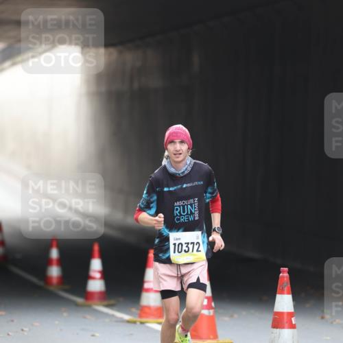 05.10.2025 - 20. swb-Marathon Bremen Michael Strokosch http://msf.ph/oto/9209979 05.10.2025 10:32:14 Laufen 10372 meine-sportfotos.de