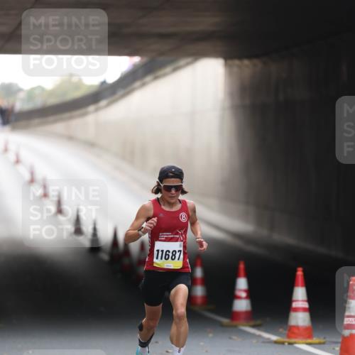05.10.2025 - 20. swb-Marathon Bremen Michael Strokosch http://msf.ph/oto/9210022 05.10.2025 10:32:32 Laufen 11687 meine-sportfotos.de