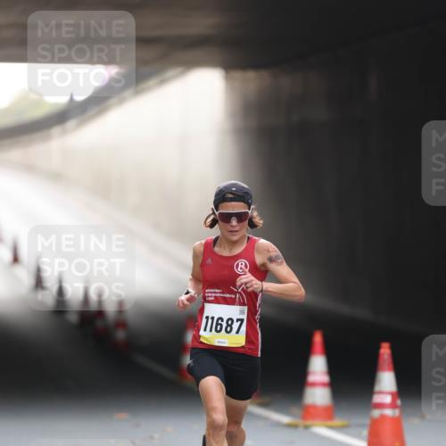05.10.2025 - 20. swb-Marathon Bremen Michael Strokosch http://msf.ph/oto/9210025 05.10.2025 10:32:32 Laufen 11687 meine-sportfotos.de