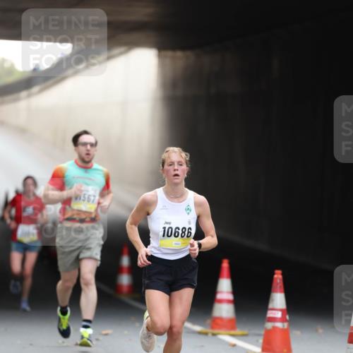 05.10.2025 - 20. swb-Marathon Bremen Michael Strokosch http://msf.ph/oto/9210435 05.10.2025 10:36:10 Laufen 567, 10686 meine-sportfotos.de