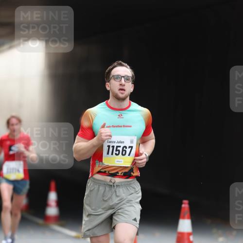 05.10.2025 - 20. swb-Marathon Bremen Michael Strokosch http://msf.ph/oto/9210444 05.10.2025 10:36:13 Laufen 25, 11567 meine-sportfotos.de