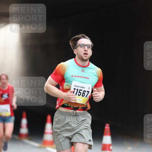 05.10.2025 - 20. swb-Marathon Bremen Michael Strokosch http://msf.ph/oto/9210445 05.10.2025 10:36:13 Laufen 20, 11567 meine-sportfotos.de