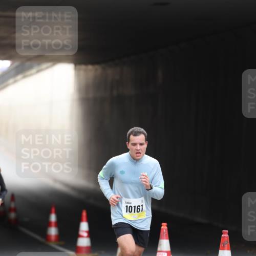 05.10.2025 - 20. swb-Marathon Bremen Michael Strokosch http://msf.ph/oto/9210457 05.10.2025 10:36:20 Laufen 10161 meine-sportfotos.de
