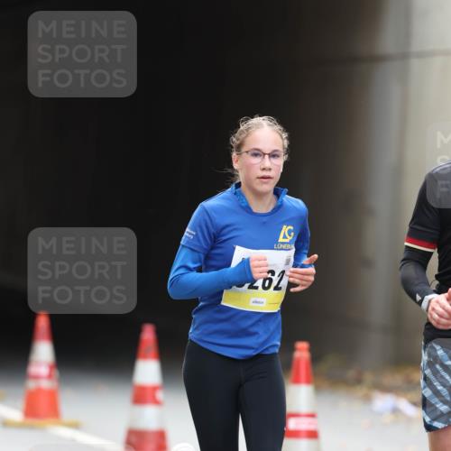 05.10.2025 - 20. swb-Marathon Bremen Michael Strokosch http://msf.ph/oto/9210529 05.10.2025 10:37:07 Laufen 261 meine-sportfotos.de