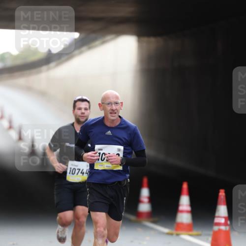 05.10.2025 - 20. swb-Marathon Bremen Michael Strokosch http://msf.ph/oto/9210535 05.10.2025 10:37:13 Laufen 10, 10744, 02006 meine-sportfotos.de