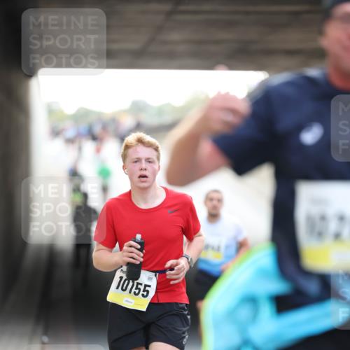 05.10.2025 - 20. swb-Marathon Bremen Michael Strokosch http://msf.ph/oto/9210628 05.10.2025 10:37:58 Laufen 110, 102, 10155 meine-sportfotos.de