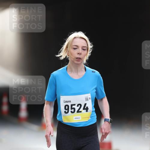 05.10.2025 - 20. swb-Marathon Bremen Michael Strokosch http://msf.ph/oto/9210640 05.10.2025 10:38:03 Laufen 9524 meine-sportfotos.de