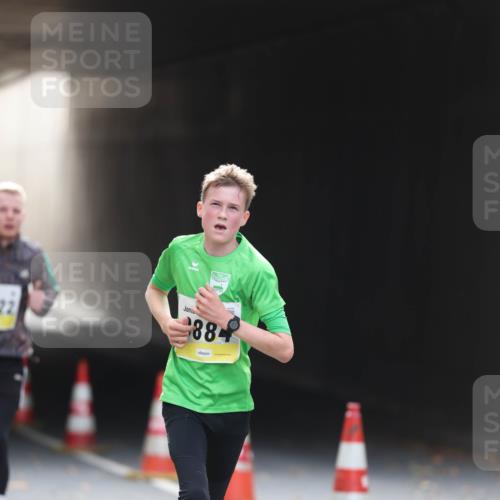 05.10.2025 - 20. swb-Marathon Bremen Michael Strokosch http://msf.ph/oto/9210644 05.10.2025 10:38:06 Laufen 22, 884 meine-sportfotos.de