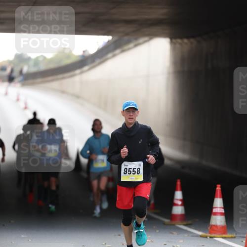 05.10.2025 - 20. swb-Marathon Bremen Michael Strokosch http://msf.ph/oto/9210680 05.10.2025 10:38:27 Laufen 9558 meine-sportfotos.de