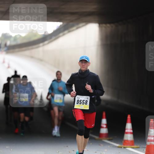 05.10.2025 - 20. swb-Marathon Bremen Michael Strokosch http://msf.ph/oto/9210681 05.10.2025 10:38:28 Laufen 9558 meine-sportfotos.de