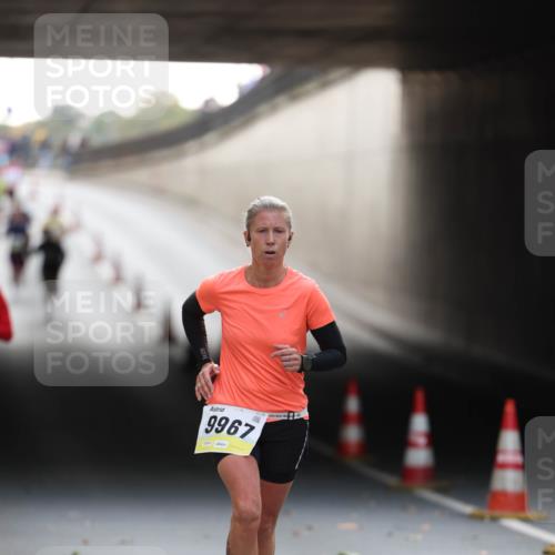 05.10.2025 - 20. swb-Marathon Bremen Michael Strokosch http://msf.ph/oto/9210725 05.10.2025 10:38:49 Laufen 9967 meine-sportfotos.de