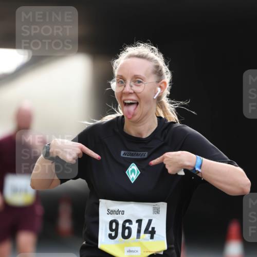 05.10.2025 - 20. swb-Marathon Bremen Michael Strokosch http://msf.ph/oto/9210801 05.10.2025 10:39:29 Laufen 9614 meine-sportfotos.de