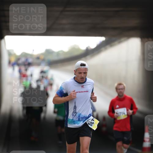 05.10.2025 - 20. swb-Marathon Bremen Michael Strokosch http://msf.ph/oto/9210882 05.10.2025 10:40:10 Laufen 987, 1714 meine-sportfotos.de