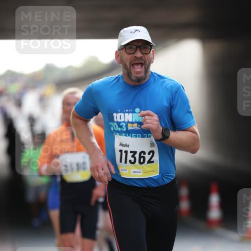 05.10.2025 - 20. swb-Marathon Bremen Michael Strokosch http://msf.ph/oto/9210919 05.10.2025 10:40:25 Laufen 70, 3, 20, 11362, 02348 meine-sportfotos.de