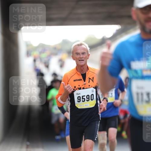 05.10.2025 - 20. swb-Marathon Bremen Michael Strokosch http://msf.ph/oto/9210920 05.10.2025 10:40:26 Laufen 1, 9590, 02633, 113 meine-sportfotos.de