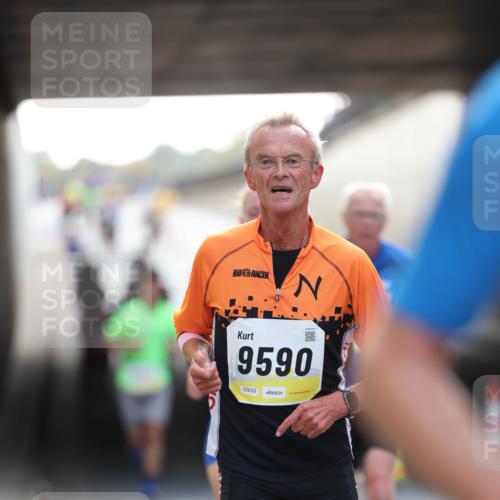 05.10.2025 - 20. swb-Marathon Bremen Michael Strokosch http://msf.ph/oto/9210924 05.10.2025 10:40:27 Laufen 9590, 02633 meine-sportfotos.de