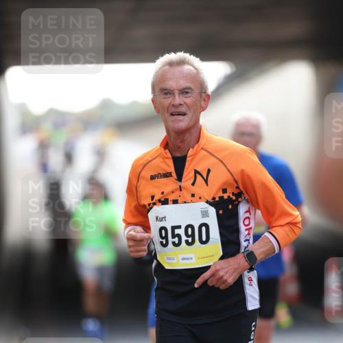 05.10.2025 - 20. swb-Marathon Bremen Michael Strokosch http://msf.ph/oto/9210925 05.10.2025 10:40:27 Laufen 9590, 02633 meine-sportfotos.de