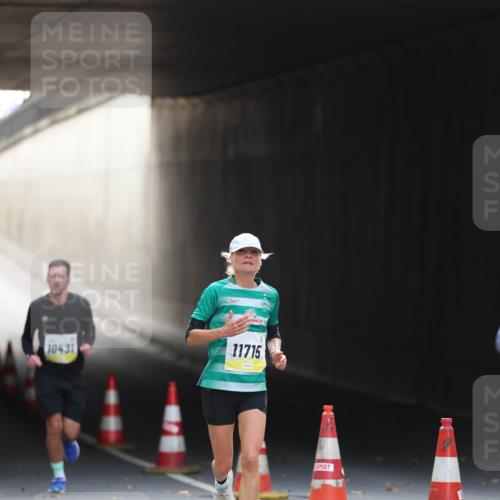 05.10.2025 - 20. swb-Marathon Bremen Michael Strokosch http://msf.ph/oto/9210937 05.10.2025 10:40:35 Laufen 10431, 11715 meine-sportfotos.de