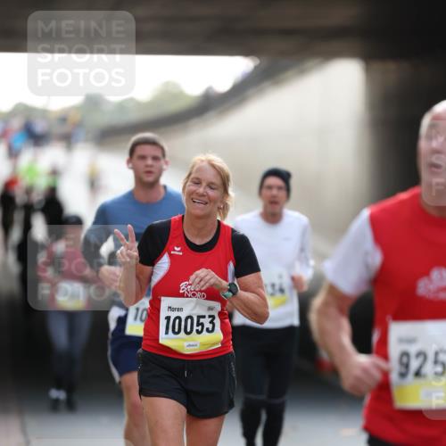 05.10.2025 - 20. swb-Marathon Bremen Michael Strokosch http://msf.ph/oto/9210949 05.10.2025 10:40:39 Laufen 10, 10053, 925 meine-sportfotos.de