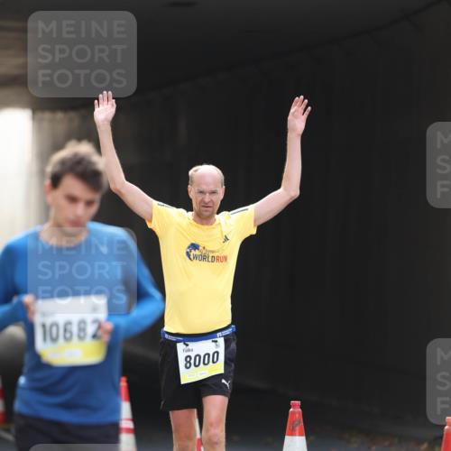 05.10.2025 - 20. swb-Marathon Bremen Michael Strokosch http://msf.ph/oto/9210990 05.10.2025 10:40:58 Laufen 10682, 8000 meine-sportfotos.de