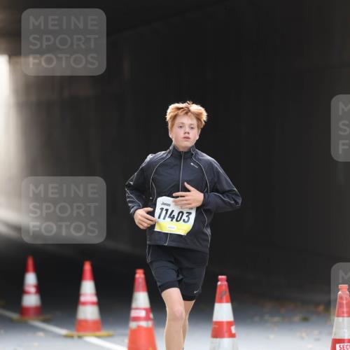05.10.2025 - 20. swb-Marathon Bremen Michael Strokosch http://msf.ph/oto/9211012 05.10.2025 10:41:10 Laufen 11403 meine-sportfotos.de