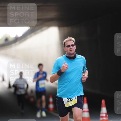 05.10.2025 - 20. swb-Marathon Bremen Michael Strokosch http://msf.ph/oto/9211021 05.10.2025 10:41:13 Laufen 8 meine-sportfotos.de