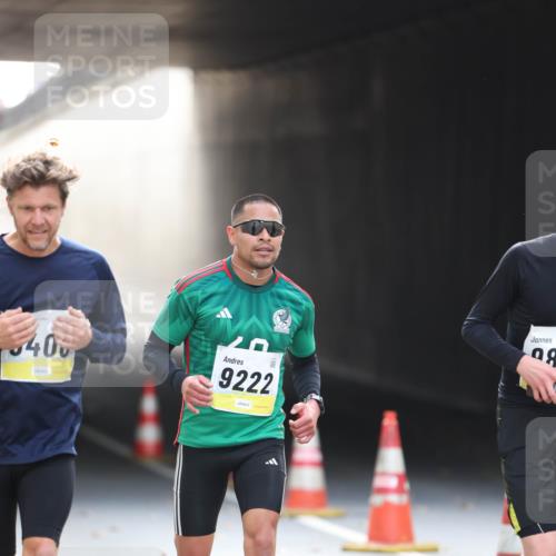 05.10.2025 - 20. swb-Marathon Bremen Michael Strokosch http://msf.ph/oto/9211051 05.10.2025 10:41:28 Laufen 400, 9222, 08 meine-sportfotos.de