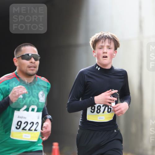 05.10.2025 - 20. swb-Marathon Bremen Michael Strokosch http://msf.ph/oto/9211055 05.10.2025 10:41:29 Laufen 20, 9222, 9876 meine-sportfotos.de