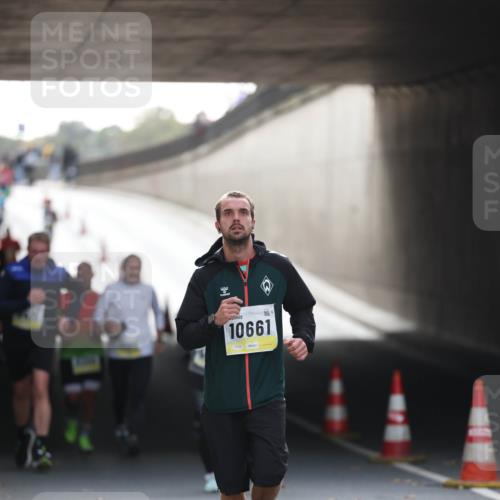 05.10.2025 - 20. swb-Marathon Bremen Michael Strokosch http://msf.ph/oto/9211118 05.10.2025 10:42:03 Laufen 10661 meine-sportfotos.de