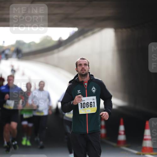 05.10.2025 - 20. swb-Marathon Bremen Michael Strokosch http://msf.ph/oto/9211121 05.10.2025 10:42:04 Laufen 10661 meine-sportfotos.de