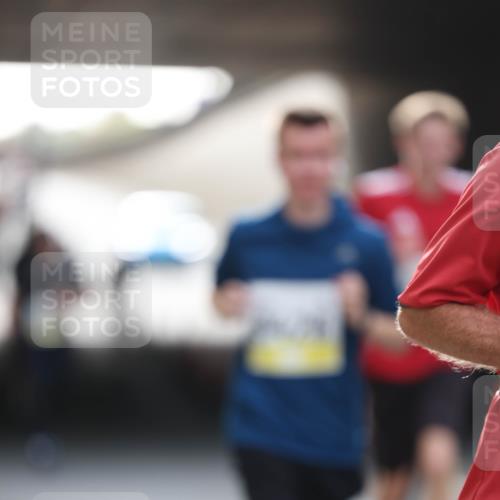 05.10.2025 - 20. swb-Marathon Bremen Michael Strokosch http://msf.ph/oto/9211235 05.10.2025 10:42:55 Laufen  meine-sportfotos.de