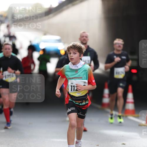 05.10.2025 - 20. swb-Marathon Bremen Michael Strokosch http://msf.ph/oto/9211245 05.10.2025 10:43:05 Laufen 1706, 112 meine-sportfotos.de