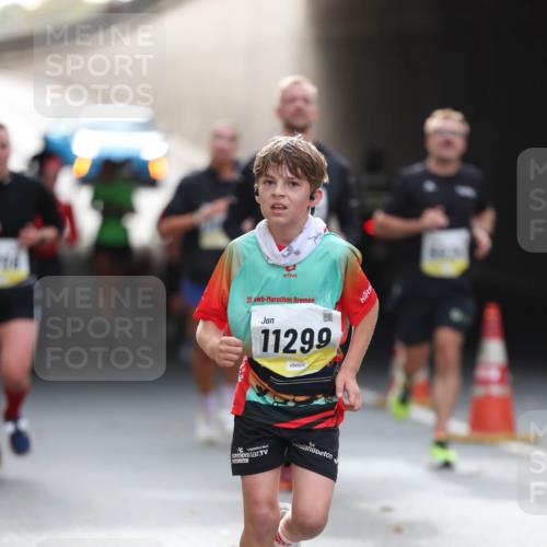 05.10.2025 - 20. swb-Marathon Bremen Michael Strokosch http://msf.ph/oto/9211249 05.10.2025 10:43:06 Laufen 21, 11299 meine-sportfotos.de