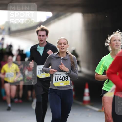 05.10.2025 - 20. swb-Marathon Bremen Michael Strokosch http://msf.ph/oto/9211268 05.10.2025 10:43:14 Laufen 10, 11409 meine-sportfotos.de