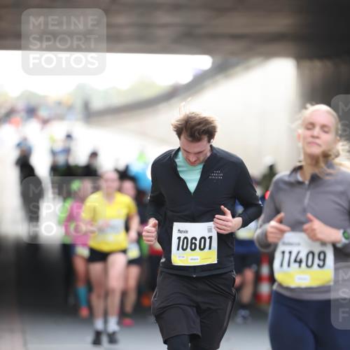 05.10.2025 - 20. swb-Marathon Bremen Michael Strokosch http://msf.ph/oto/9211270 05.10.2025 10:43:14 Laufen 10601, 02144, 11409 meine-sportfotos.de