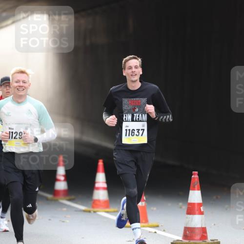 05.10.2025 - 20. swb-Marathon Bremen Michael Strokosch http://msf.ph/oto/9211297 05.10.2025 10:43:26 Laufen 1129, 11637 meine-sportfotos.de