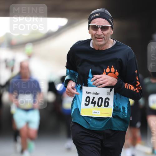 05.10.2025 - 20. swb-Marathon Bremen Michael Strokosch http://msf.ph/oto/9211313 05.10.2025 10:43:33 Laufen 9406, 21 meine-sportfotos.de
