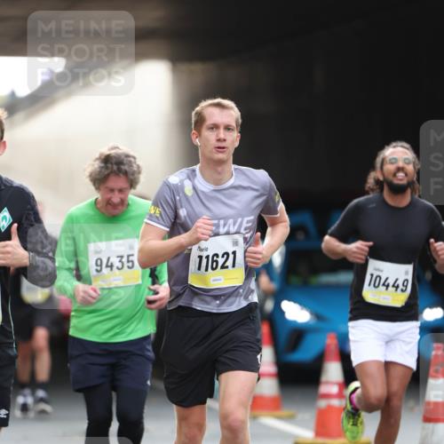 05.10.2025 - 20. swb-Marathon Bremen Michael Strokosch http://msf.ph/oto/9211458 05.10.2025 10:44:48 Laufen 9435, 11621, 10449 meine-sportfotos.de