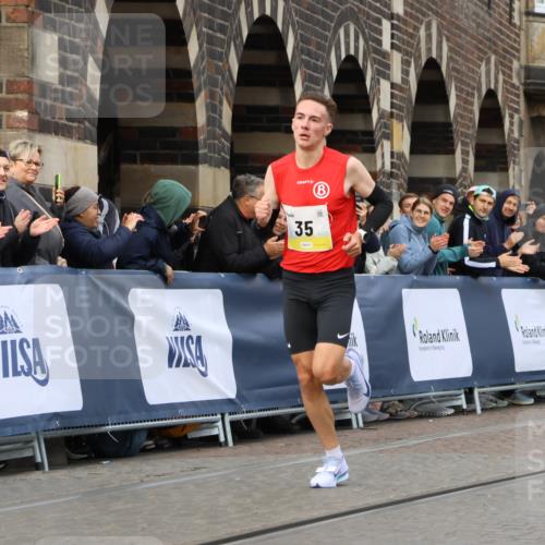 05.10.2025 - 20. swb-Marathon Bremen Strokosch-Dieckow http://msf.ph/oto/9219278 05.10.2025 10:27:07 Ziel 35 meine-sportfotos.de