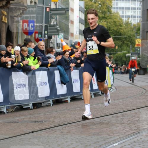 05.10.2025 - 20. swb-Marathon Bremen Strokosch-Dieckow http://msf.ph/oto/9219323 05.10.2025 10:28:22 Ziel 2, 33 meine-sportfotos.de
