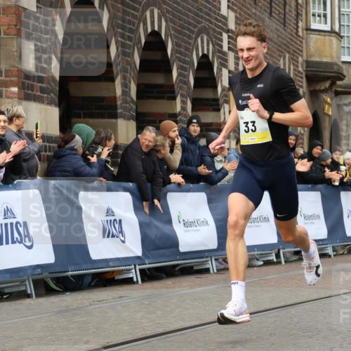 05.10.2025 - 20. swb-Marathon Bremen Strokosch-Dieckow http://msf.ph/oto/9219339 05.10.2025 10:28:23 Ziel 2, 33 meine-sportfotos.de