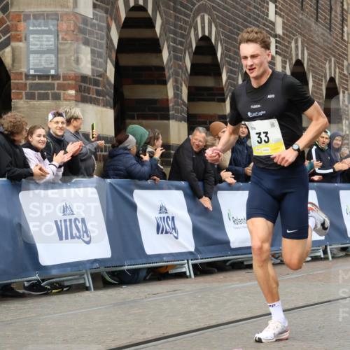 05.10.2025 - 20. swb-Marathon Bremen Strokosch-Dieckow http://msf.ph/oto/9219346 05.10.2025 10:28:23 Ziel 2, 33 meine-sportfotos.de