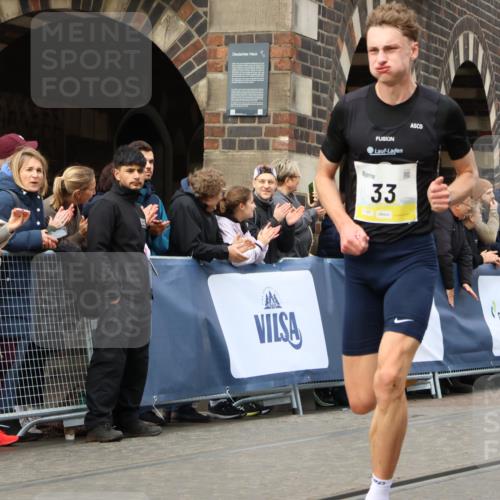 05.10.2025 - 20. swb-Marathon Bremen Strokosch-Dieckow http://msf.ph/oto/9219365 05.10.2025 10:28:24 Ziel 2, 33 meine-sportfotos.de